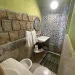 Alojamento de Acomodação e Pequeno-almoço Lesuite Nápoles