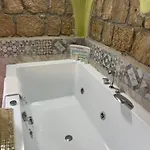 Lesuite Nápoles
